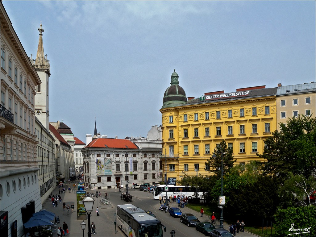 Foto: 110430-150 VIENA - Viena (Vienna), Austria