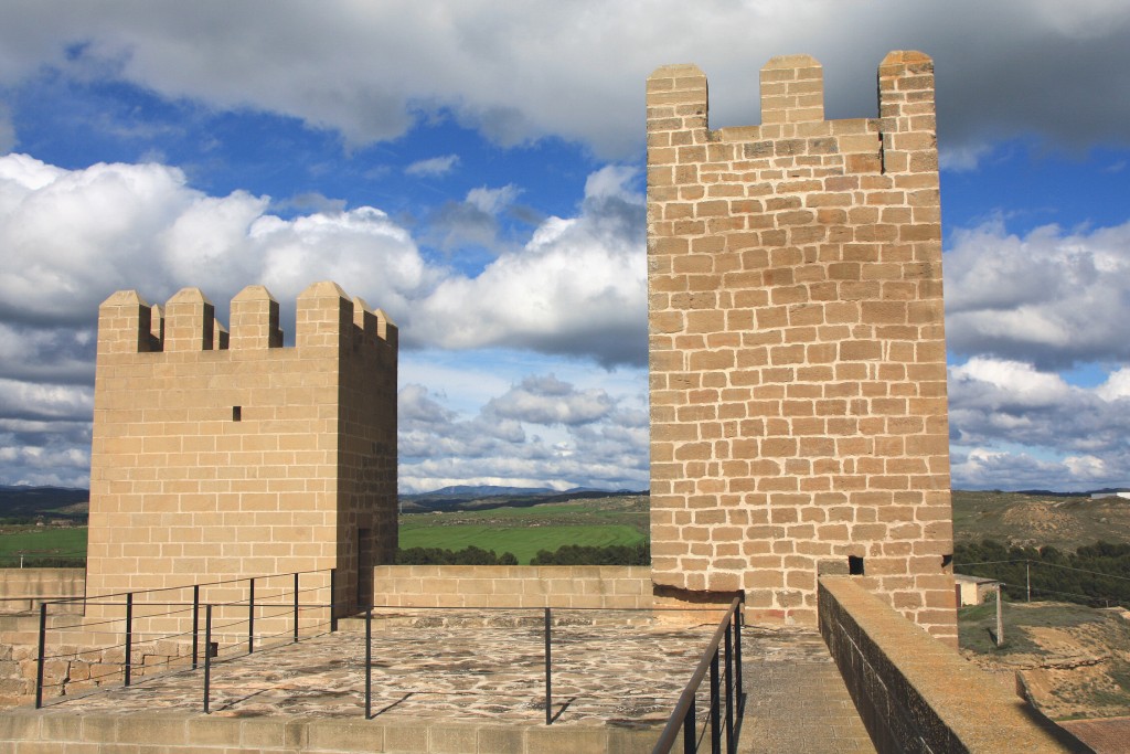 Foto: Paseo de ronda del castillo - Sádaba (Zaragoza), España