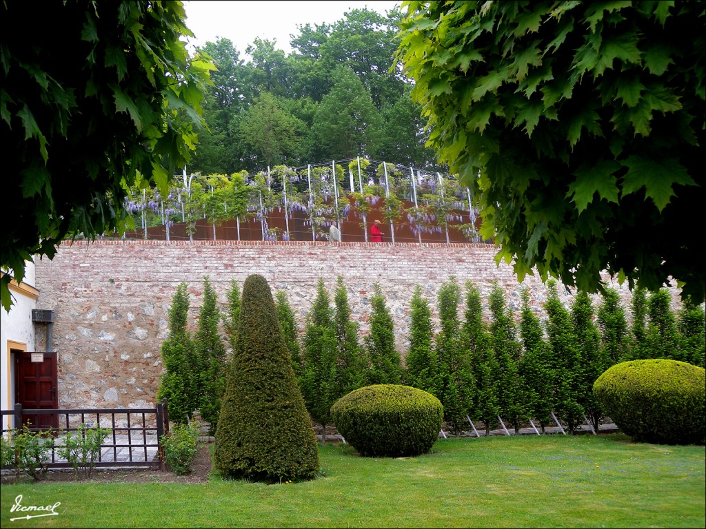 Foto: 110501-024 MELK - Melk (Vienna), Austria