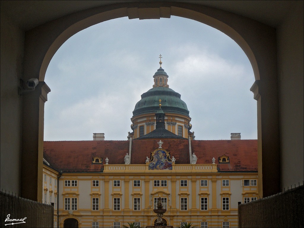 Foto: 110501-031 MELK - Melk (Vienna), Austria