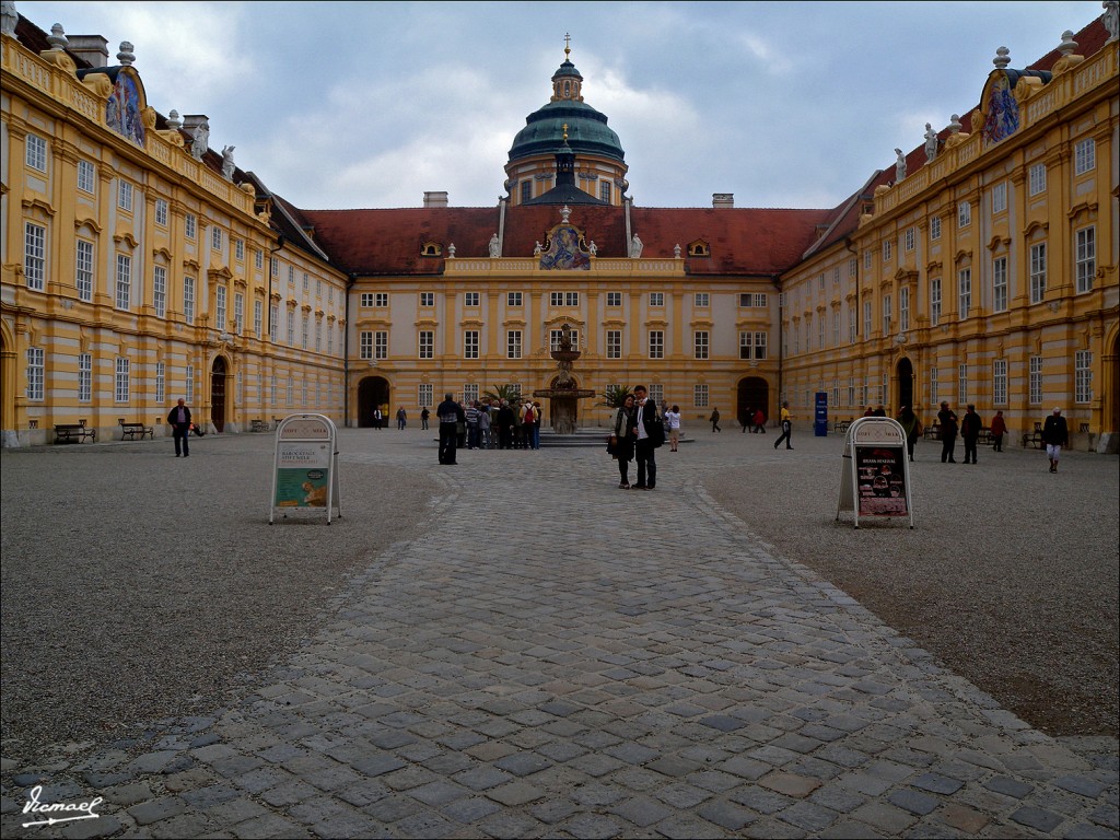 Foto: 110501-033 MELK - Melk (Vienna), Austria