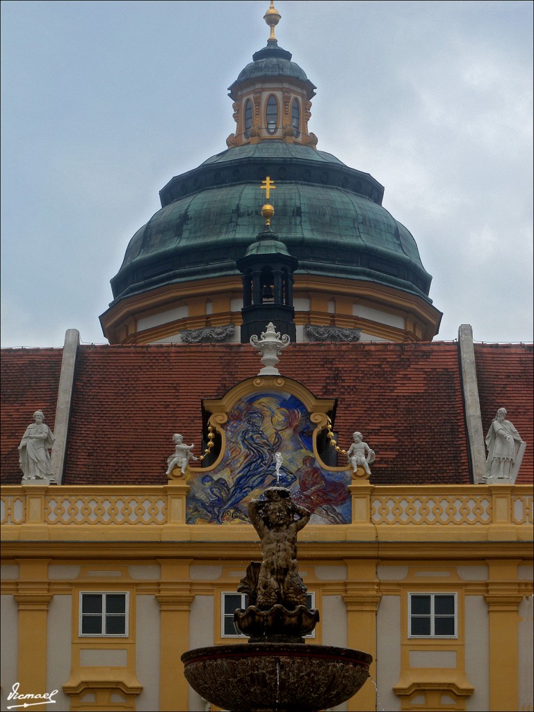 Foto: 110501-042 MELK - Melk (Vienna), Austria