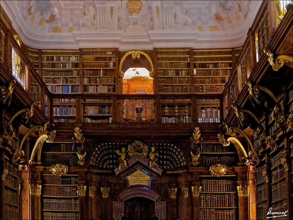 Foto: 110501-104 MELK - Melk (Vienna), Austria