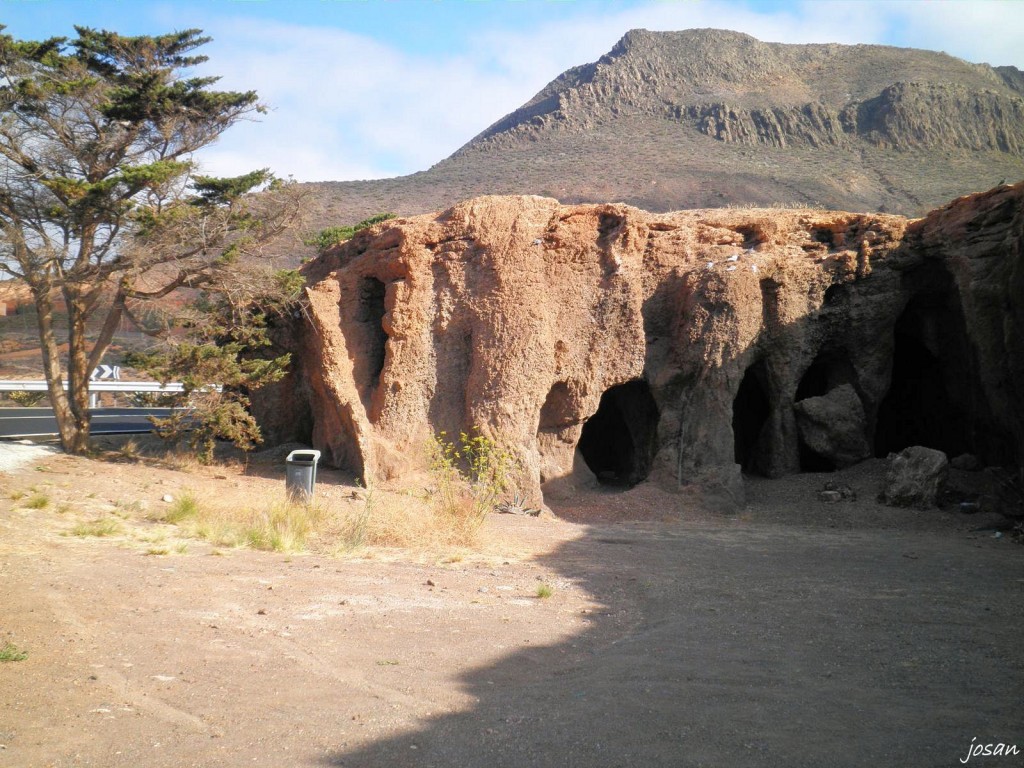 Foto: las cuevas las cruces - Galdar (Las Palmas), España