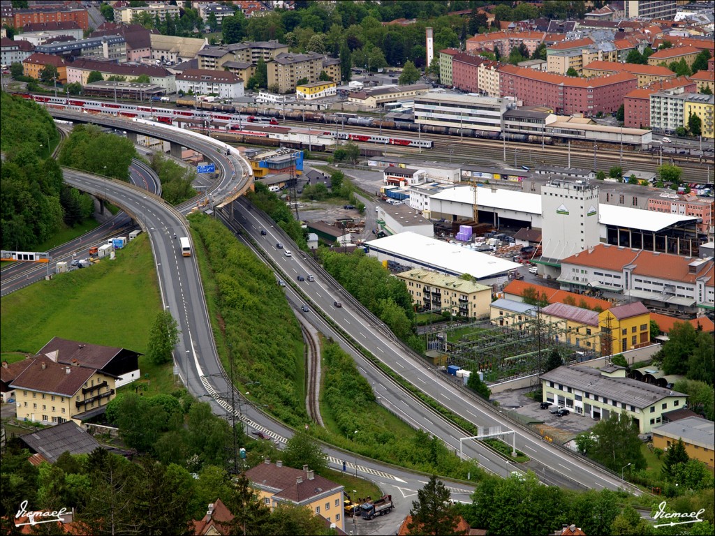 Foto: 110503-098 INNSBRUCK - Innsbruck (Tyrol), Austria