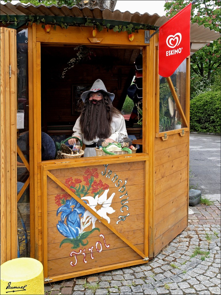 Foto: 110503-124 INNSBRUCK - Innsbruck (Tyrol), Austria