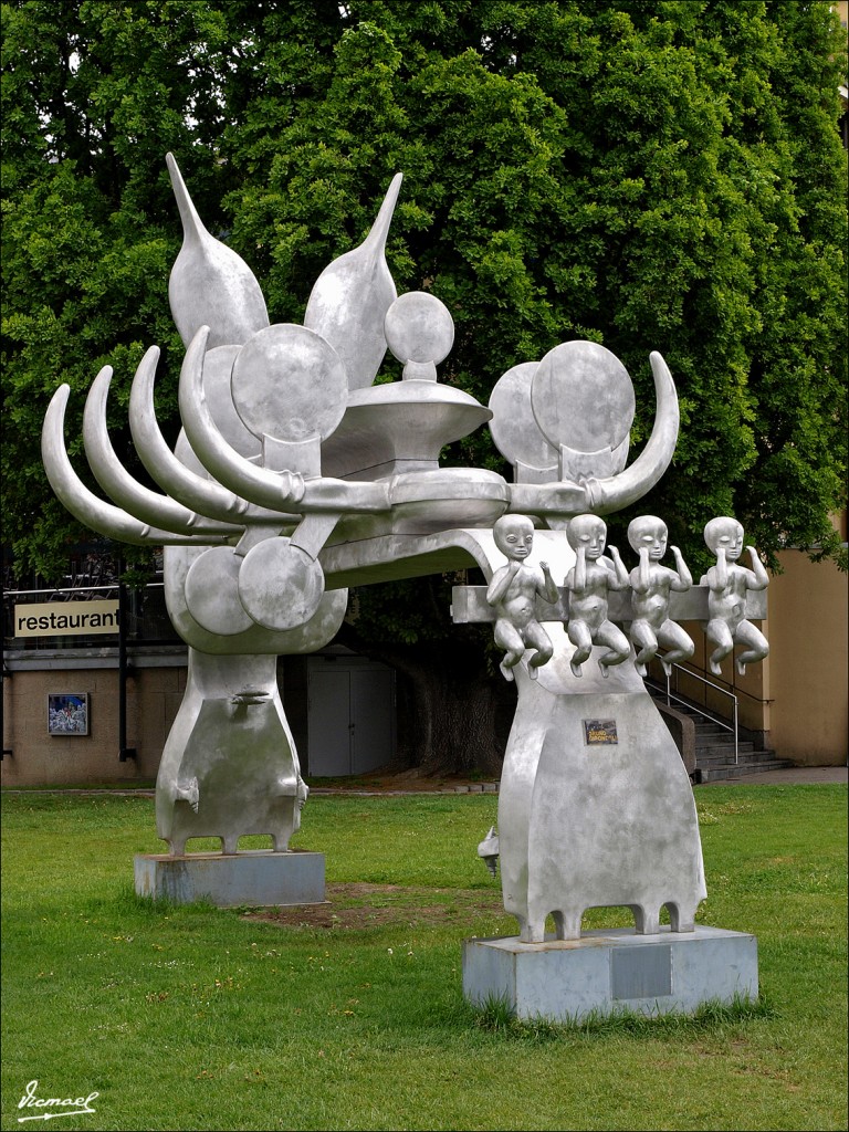 Foto: 110503-142 INNSBRUCK - Innsbruck (Tyrol), Austria