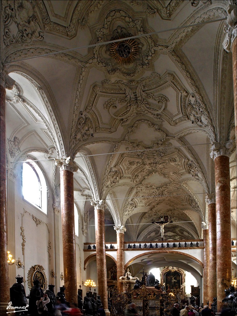 Foto: 110503-151 INNSBRUCK - Innsbruck (Tyrol), Austria