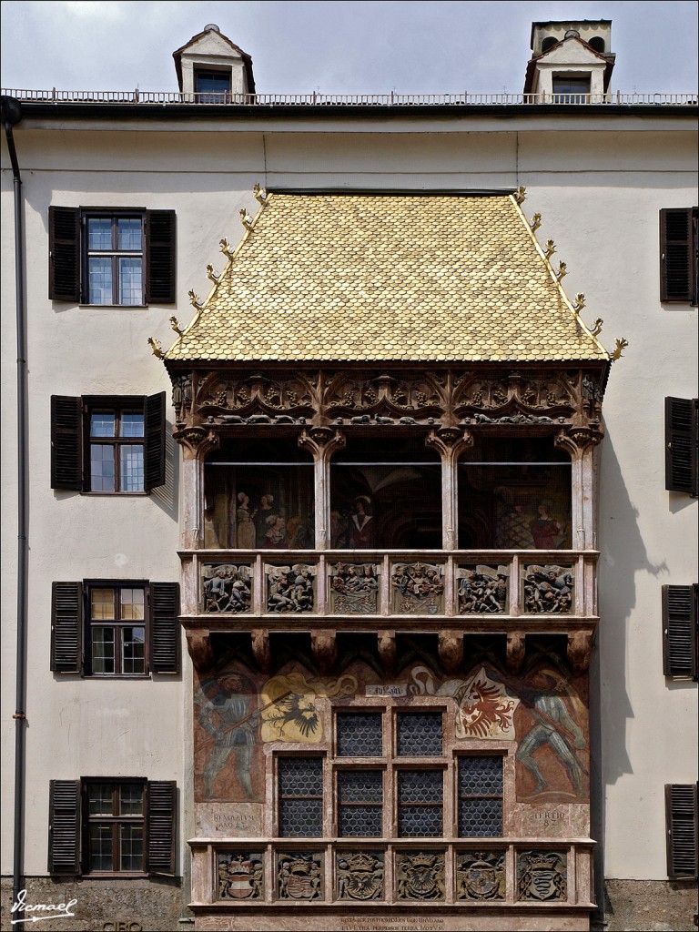 Foto: 110503-180 INNSBRUCK - Innsbruck (Tyrol), Austria