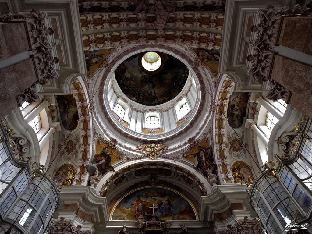 Foto: 110503-200 INNSBRUCK - Innsbruck (Tyrol), Austria