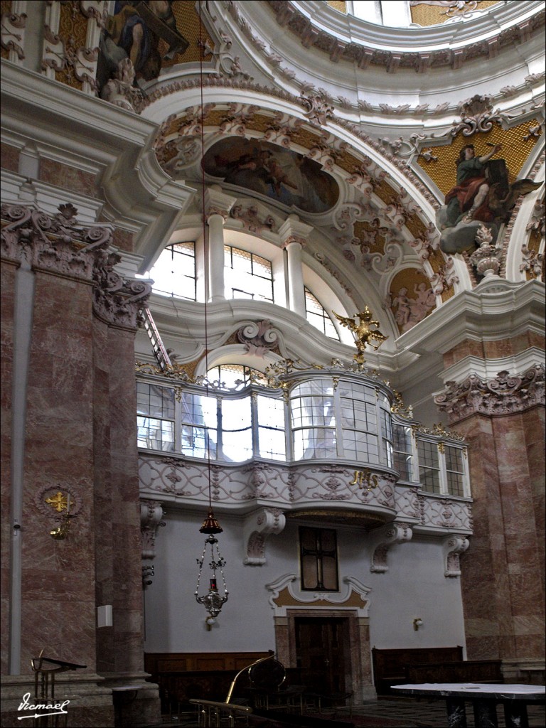 Foto: 110503-201 INNSBRUCK - Innsbruck (Tyrol), Austria