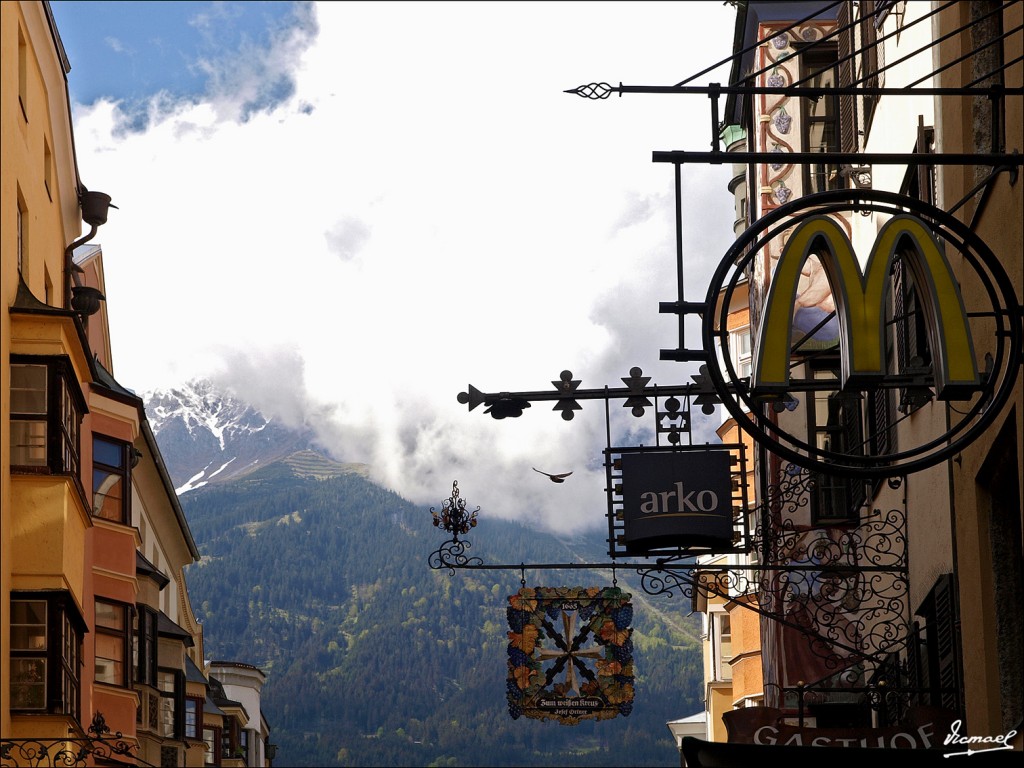 Foto: 110503-229 INNSBRUCK - Innsbruck (Tyrol), Austria