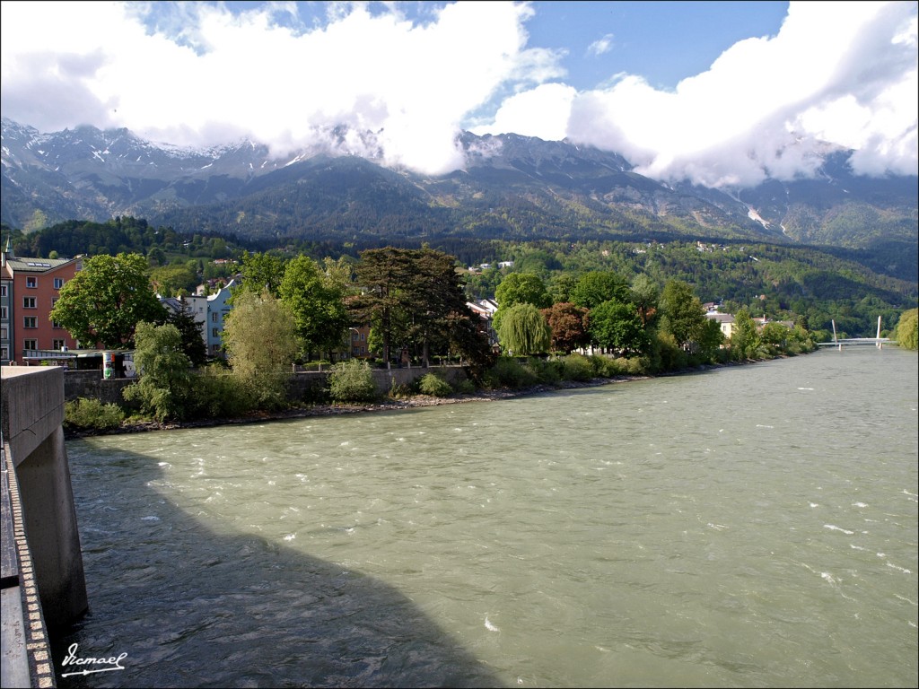 Foto: 110503-234 INNSBRUCK - Innsbruck (Tyrol), Austria