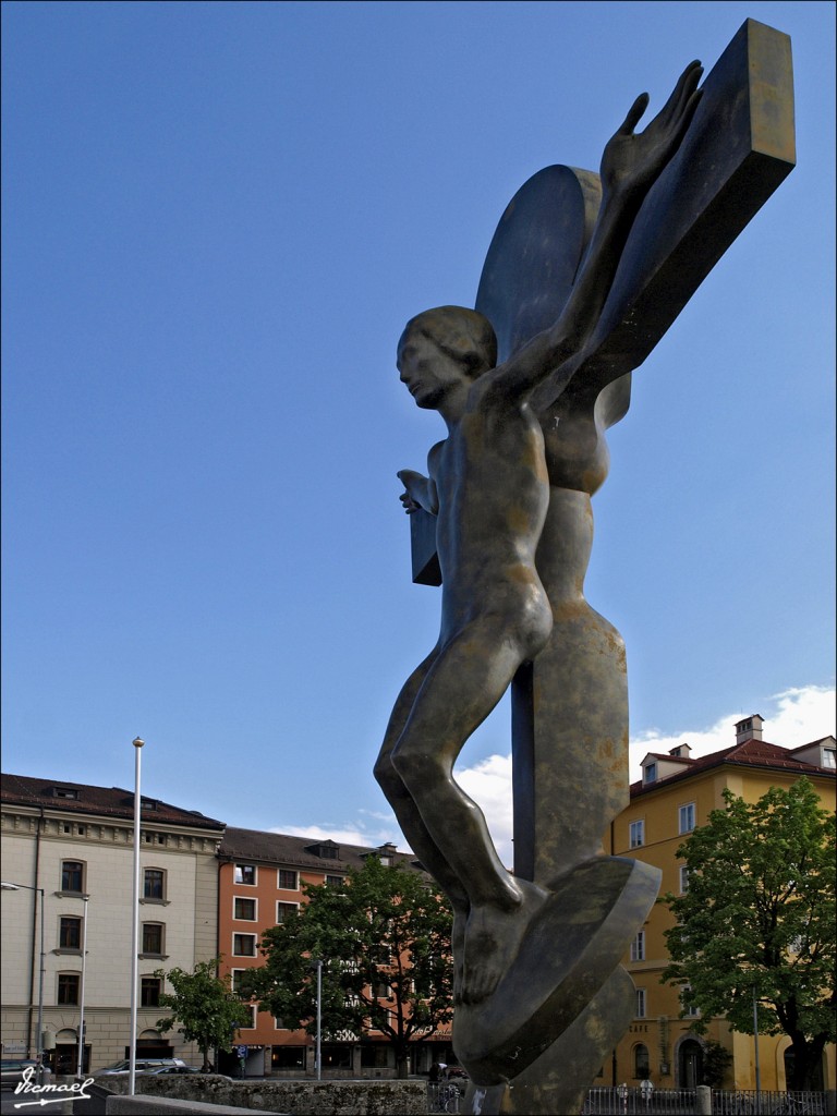 Foto: 110503-242 INNSBRUCK - Innsbruck (Tyrol), Austria