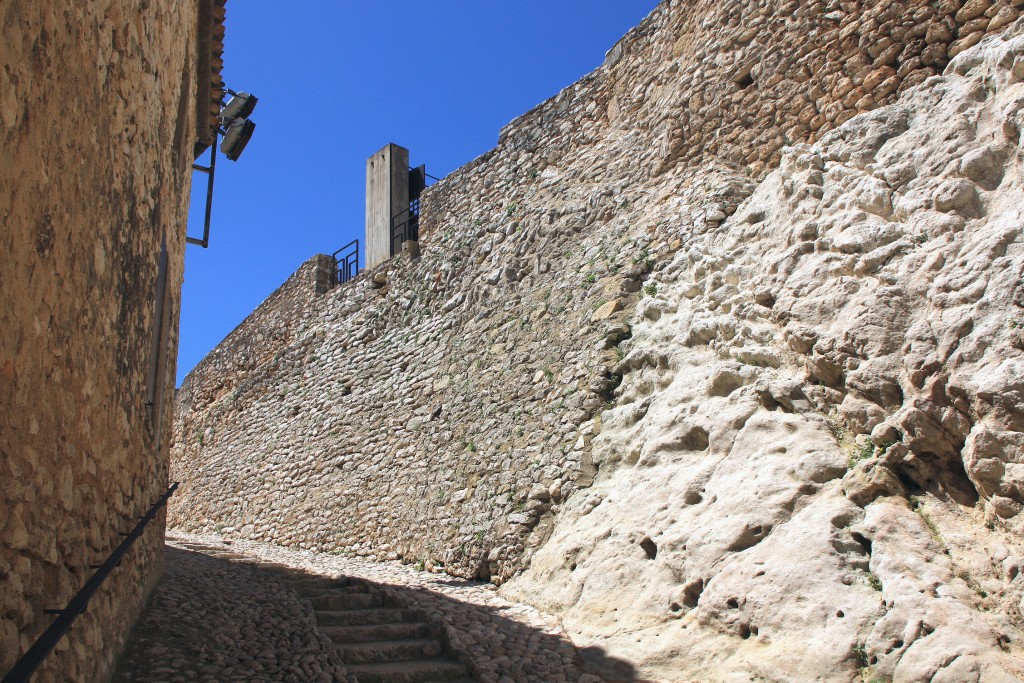 Foto: Acceso al castillo - Calafell (Tarragona), España