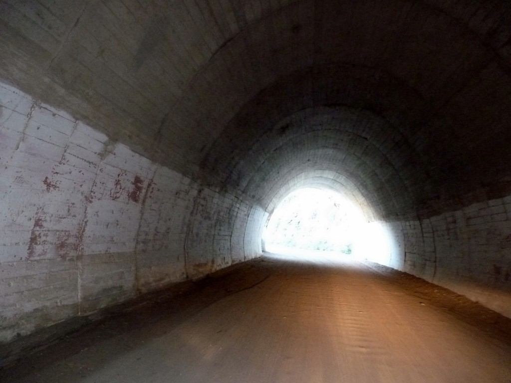 Foto: Los Túneles - Taninga (Córdoba), Argentina