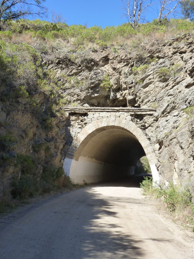 Foto: Los Túneles - Taninga (Córdoba), Argentina