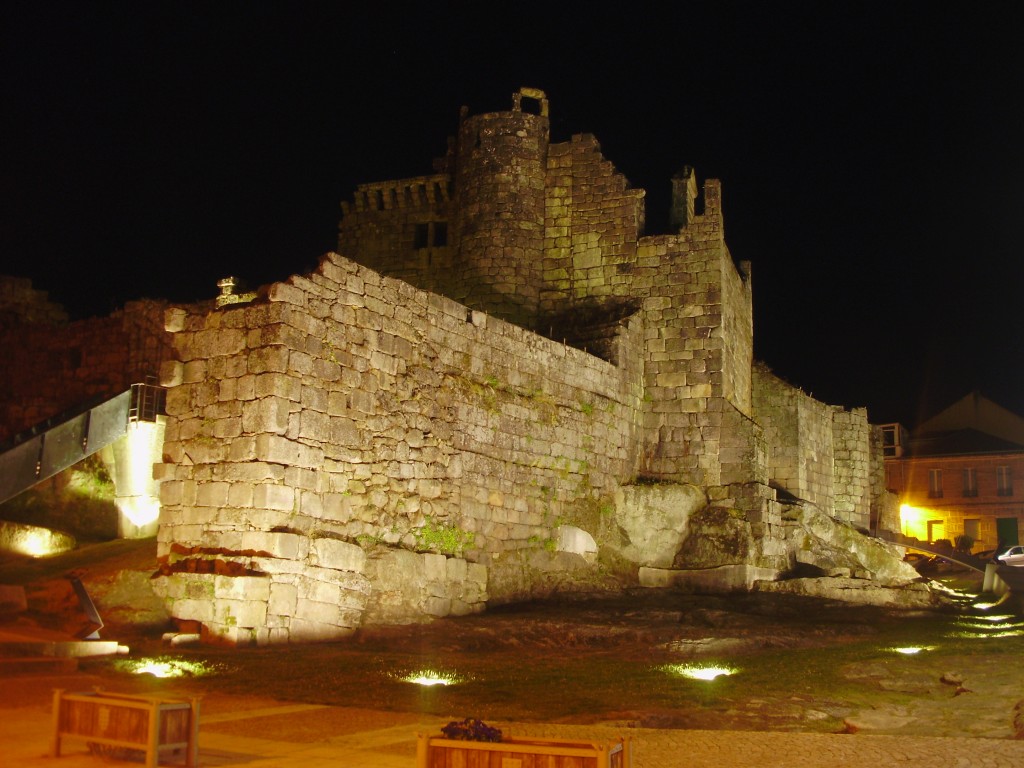 Foto: CASTILLO - Ribadavia (Ourense), España
