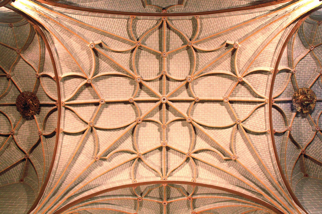 Foto: Iglesia de San Pedro - Ansó (Huesca), España