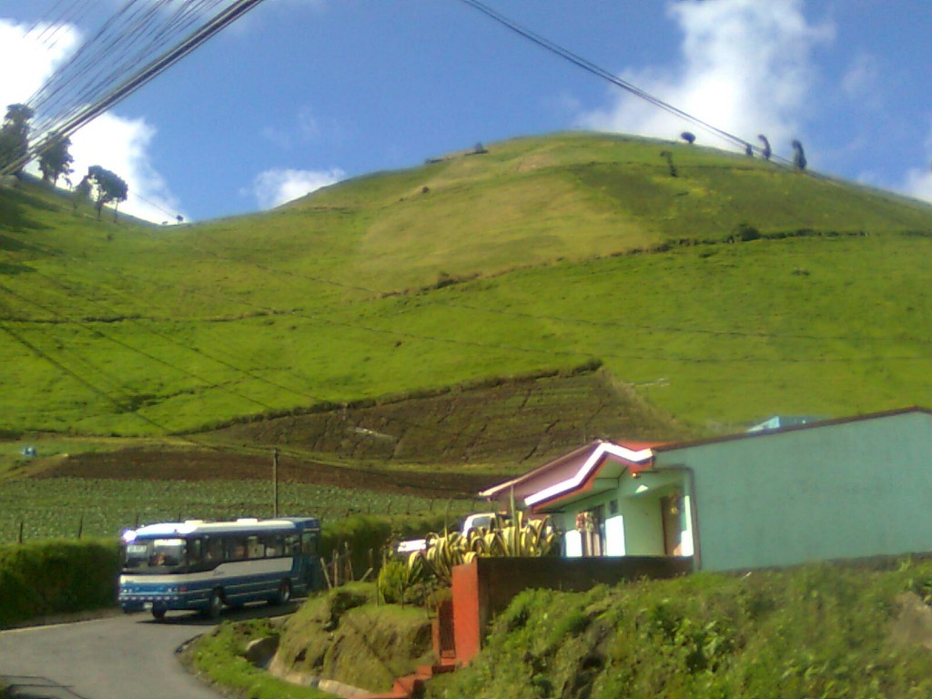 Foto: ALTO DE LA CRUZ AL NORTE DEL CENTRO DE SAN GERARDO - San Gerado De Oremuno (Cartago), Costa Rica