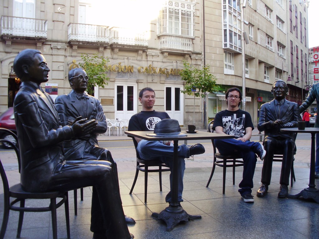 Foto: REUNION DE ESCRITORES - Pontevedra (Galicia), España