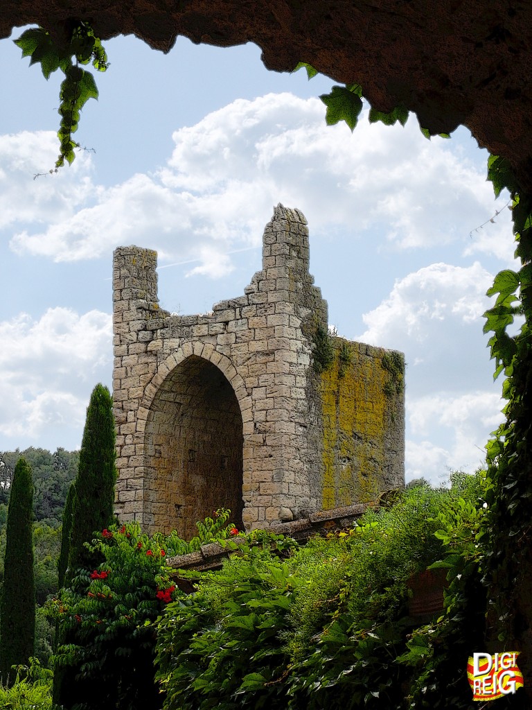 Foto: Ruinas. - Peratallada (Girona), España