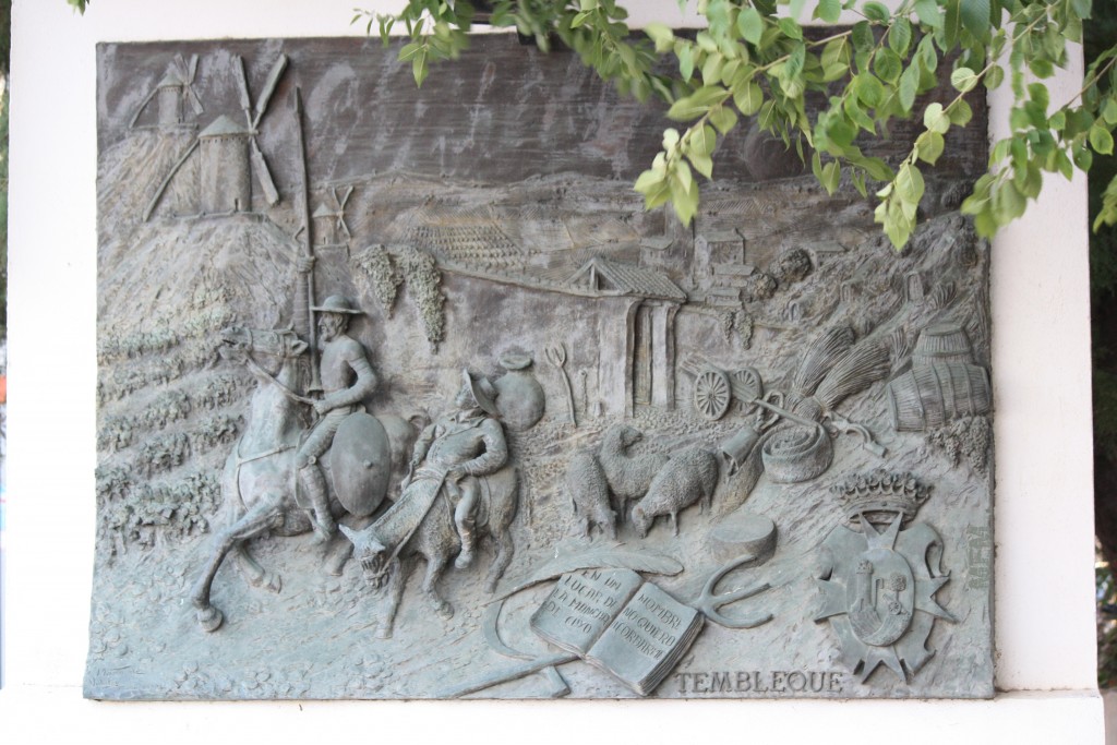 Foto: "El Bronce de la Entrada" - Tembleque (Toledo), España