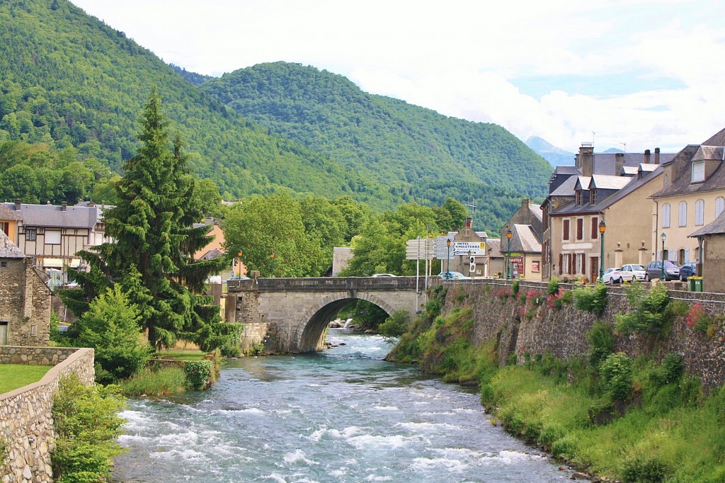 Foto: Vista del pueblo - Arreau (Midi-Pyrénées), Francia