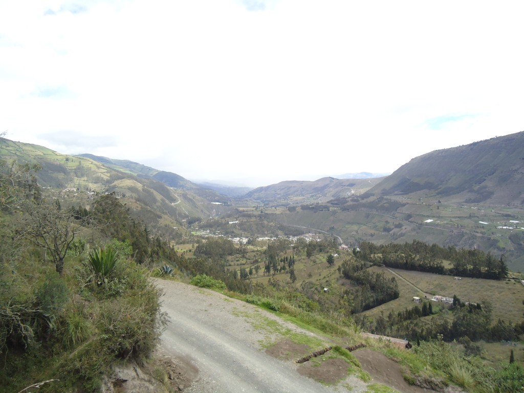Foto: Vista hacia Penipe - Bayushig (Chimborazo), Ecuador