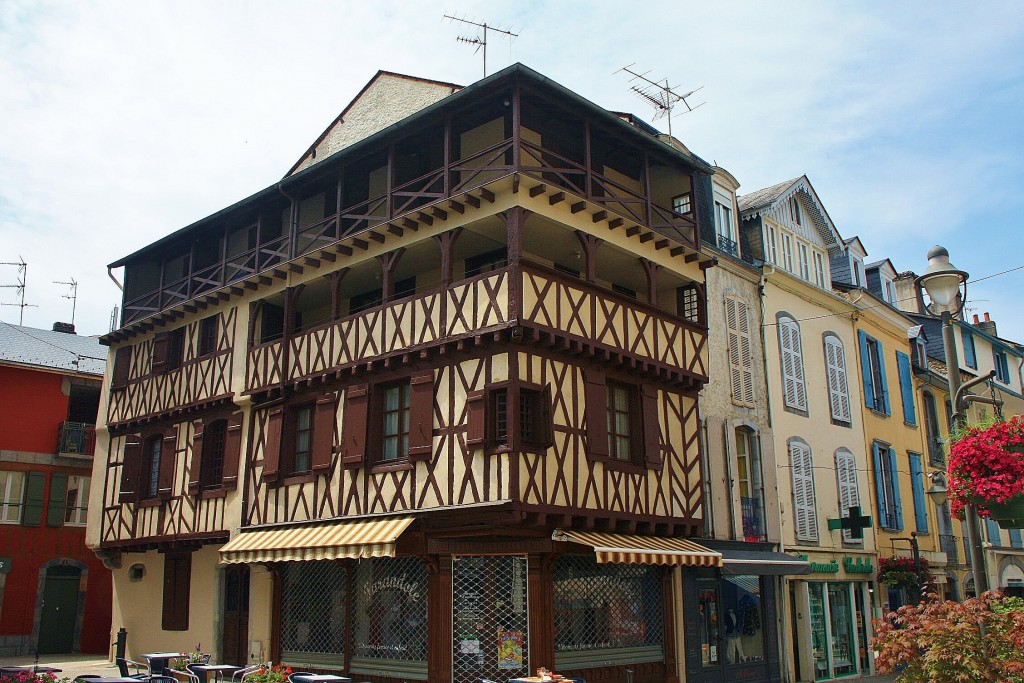Foto: Centro histórico - Bagnères de Bigorre (Midi-Pyrénées), Francia