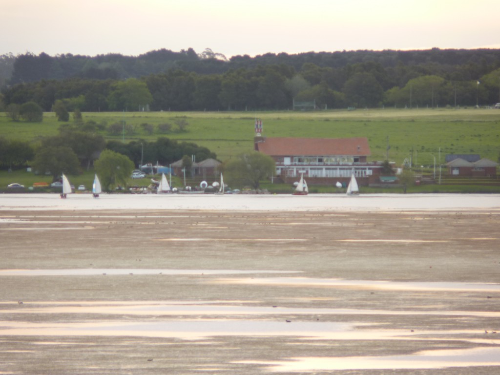 Foto de Laguna de los Padres (Buenos Aires), Argentina