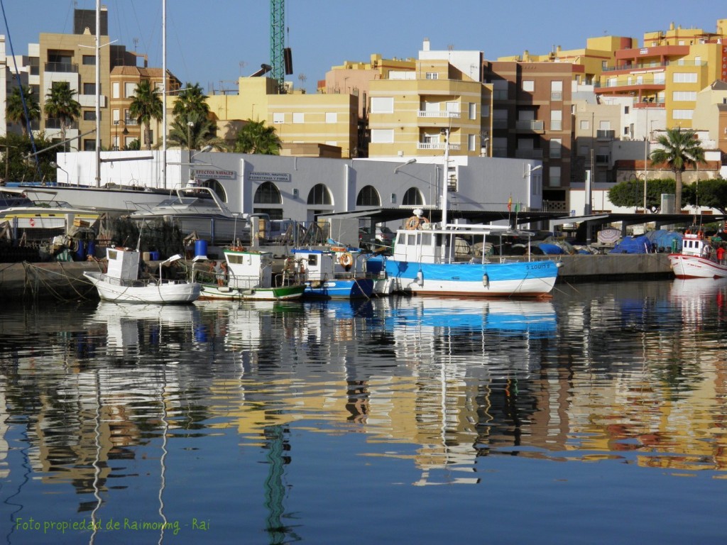 Foto: El Puerto de Roquetas de Mar. - Roquetas de Mar (Almería), España