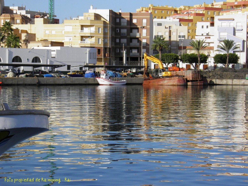 Foto: El Puerto de Roquetas de Mar. - Roquetas de Mar (Almería), España