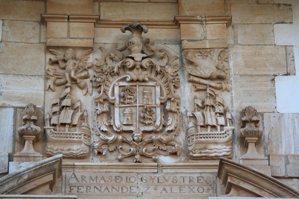 Foto: Escudo de Armas de los Fernández-Alejo - Tembleque (Toledo), España