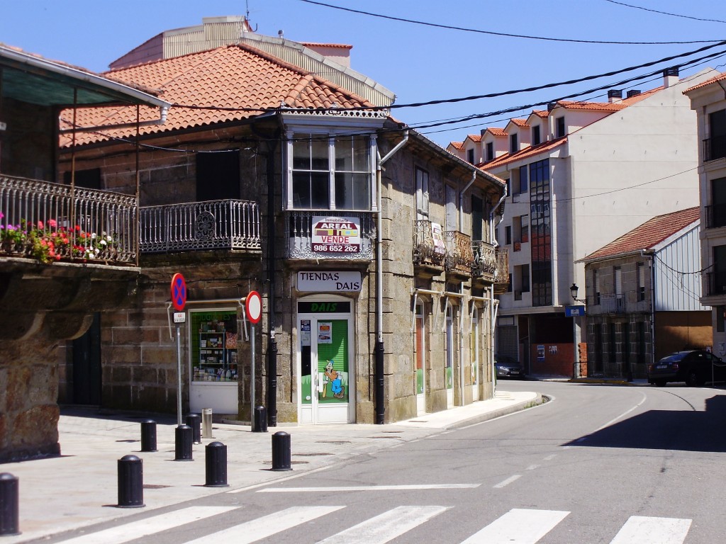 Foto: CALLE DE ABAJO - A Cañiza (Pontevedra), España