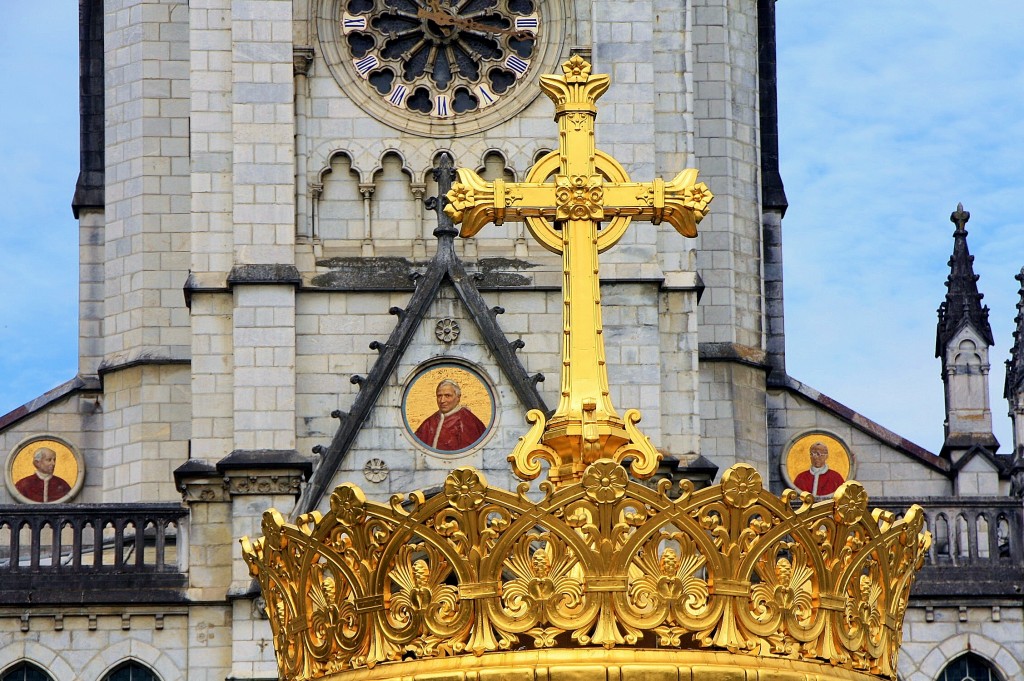 Foto: Santuario - Lourdes (Midi-Pyrénées), Francia