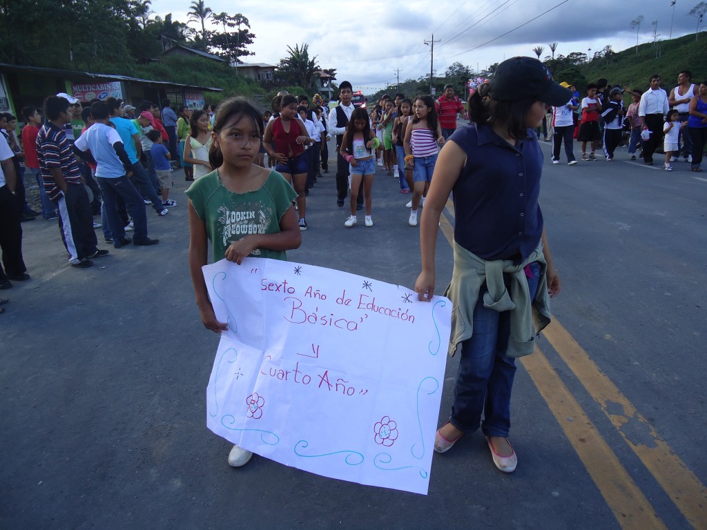 Foto: Escuela 5 de Junio - Simón Bilívar (Pastaza), Ecuador