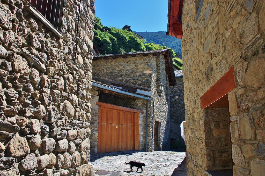 Foto: Vista del pueblo - Les Bons (Parròquia d'Encamp), Andorra