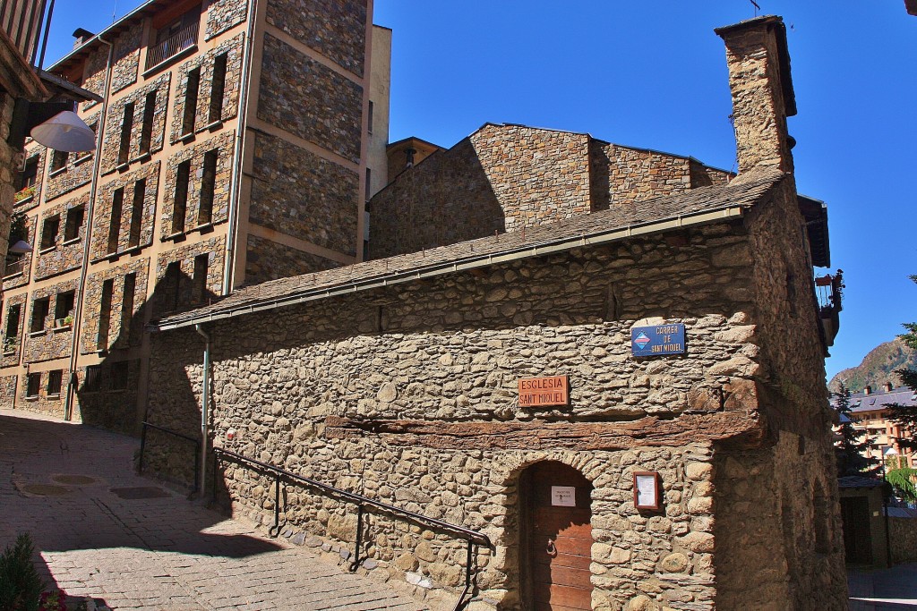 Foto: Iglesia de San Miguel y San Juan - Encamp (Parròquia d'Encamp), Andorra