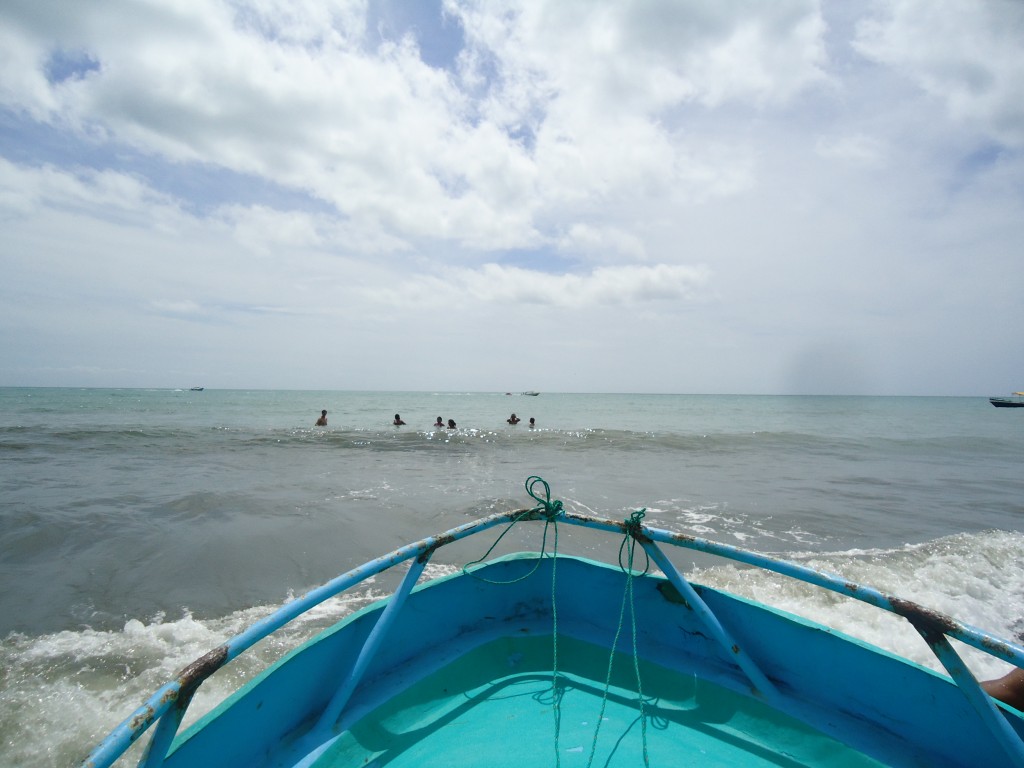 Foto: La palya vista desde la lancha. - Atacames (Esmeraldas), Ecuador