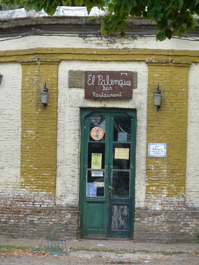 Foto: Almacén - Uribelarrea (Buenos Aires), Argentina