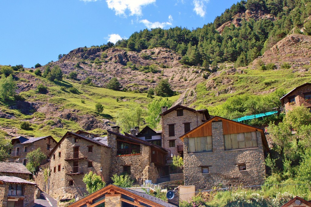 Foto: Vista del pueblo - Pal (Parròquia de la Massana), Andorra