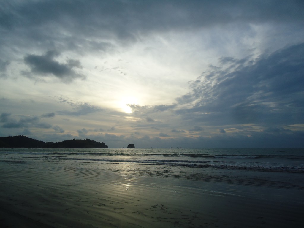 Foto: Ocaso - Atacames (Esmeraldas), Ecuador