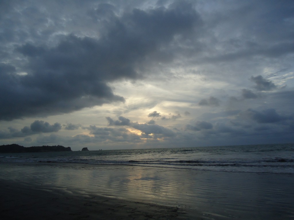 Foto: Ocaso - Atacames (Esmeraldas), Ecuador