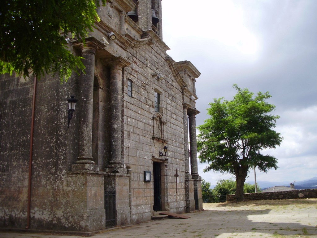 Foto: MONASTERIO N.SRA DEL CORPIÑO - Lalin (Pontevedra), España