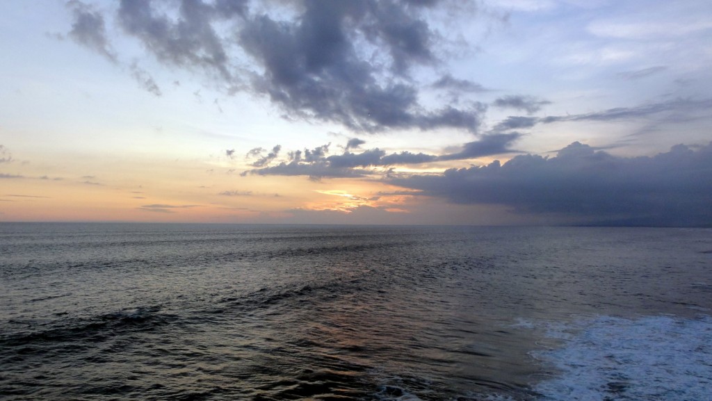 Foto: Puesta de sol desde Tanah Lot - Kediri (Bali), Indonesia