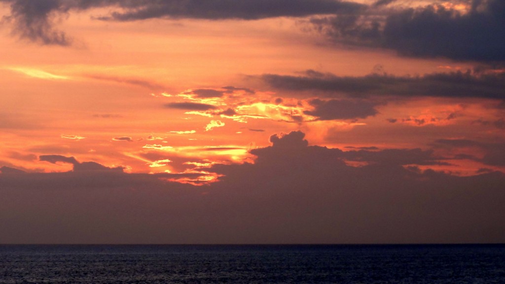 Foto: Anochecer en Tanah Lot - Kediri (Bali), Indonesia