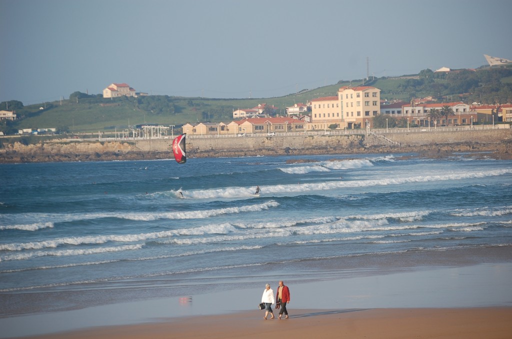 Foto: Playa de San Lorenzo - Gijon (Asturias), España