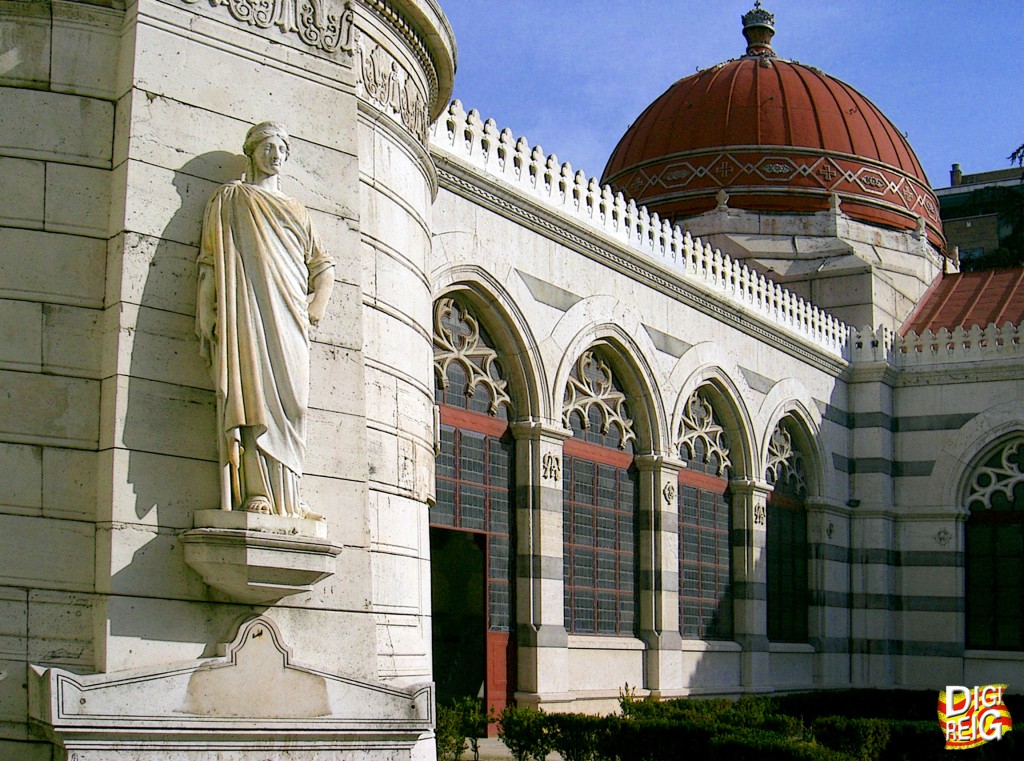Foto: Patio interior del Panteón de Hombres Ilustres - Madrid (Comunidad de Madrid), España