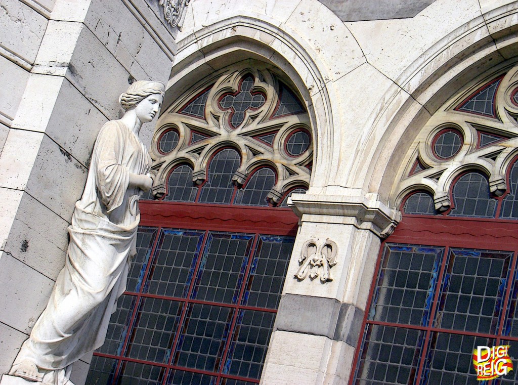 Foto: Patio interior del Panteón de Hombres Ilustres. - Madrid (Comunidad de Madrid), España